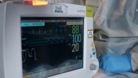 VIDEO Un copil de doi ani a supraviețuit, după ce a căzut de la etajul 7. Micuțul s-a prăbușit de la peste 20 de metri înălțime